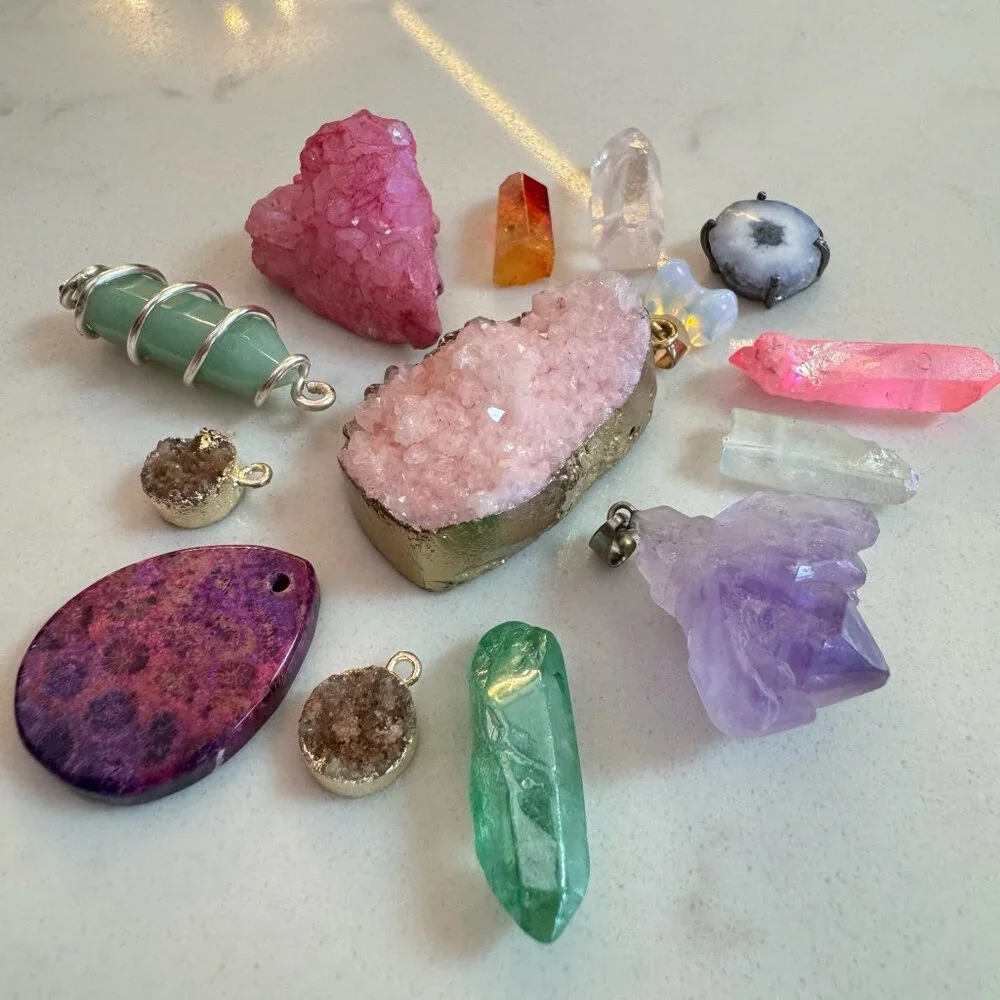 Crystal Druzy and Gemstone Pendant Lot with Moonstone and Amethyst - Picture 14 of 16